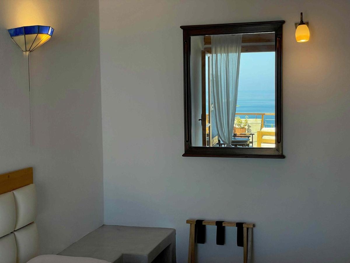 Frictories Station Of Residency Hotel Limnionas  Exterior photo