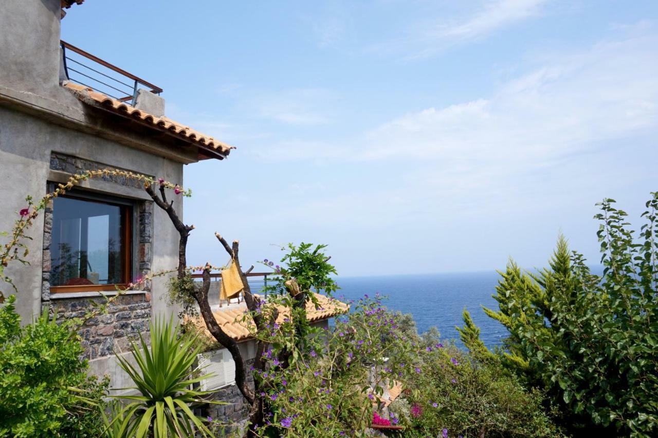 Frictories Station Of Residency Hotel Limnionas  Exterior photo