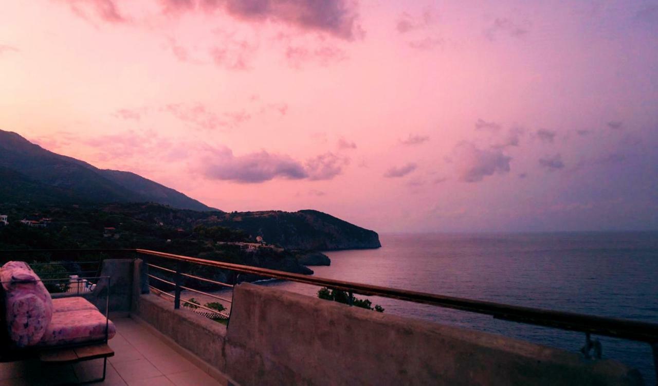 Frictories Station Of Residency Hotel Limnionas  Exterior photo